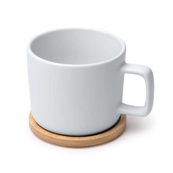 Tazza in ceramica con finitura esterna opaca e manico quadrato. Capacità 350 ml sublimatica