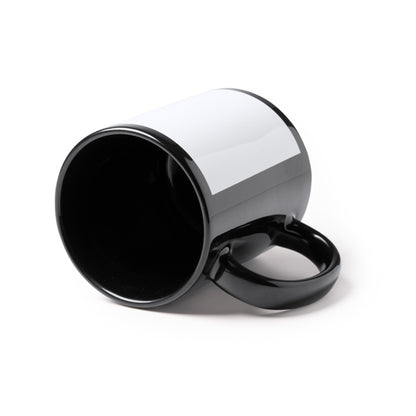 Tazza  nera in ceramica da 350 ml  , specifica per la sublimazione. Confezione in scatola bianca.